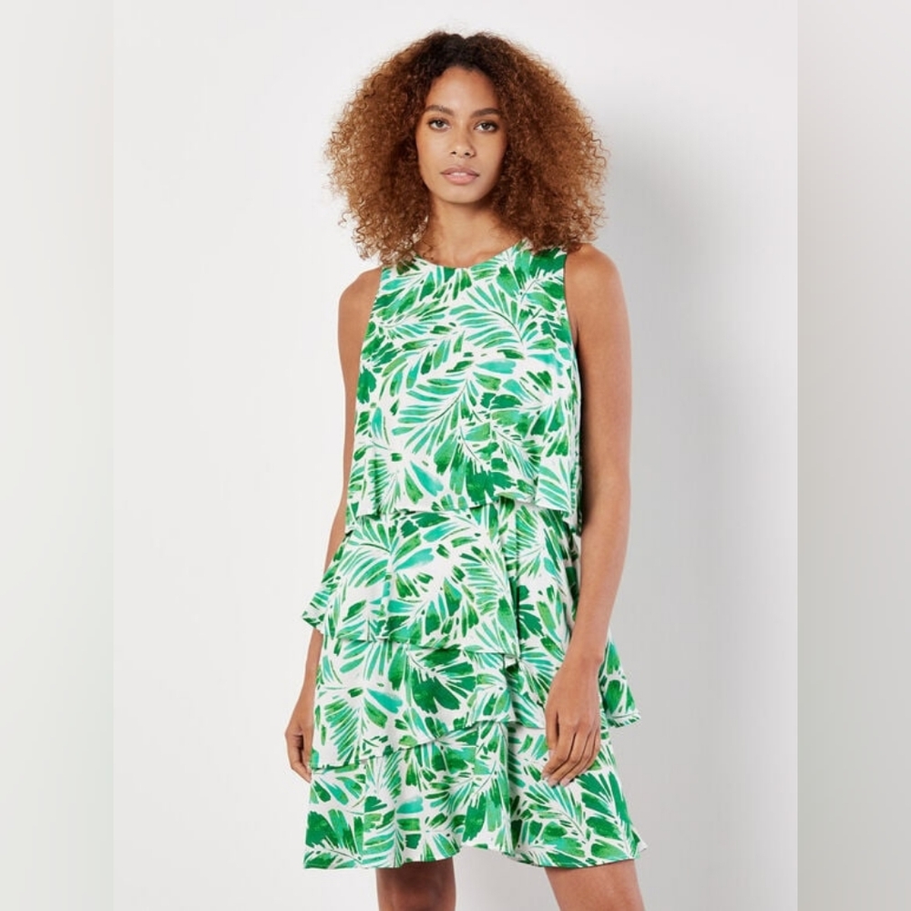 Multilayered Dress With Bryshdtroke Print